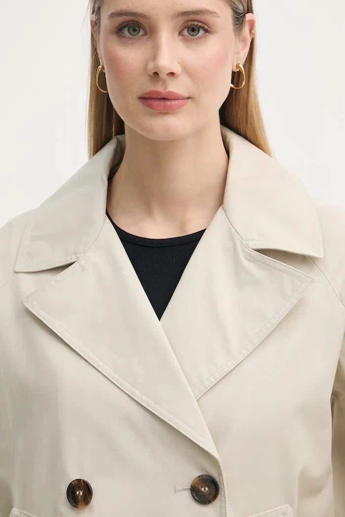 Trenca corta de algodón para mujer Barbour Maisy