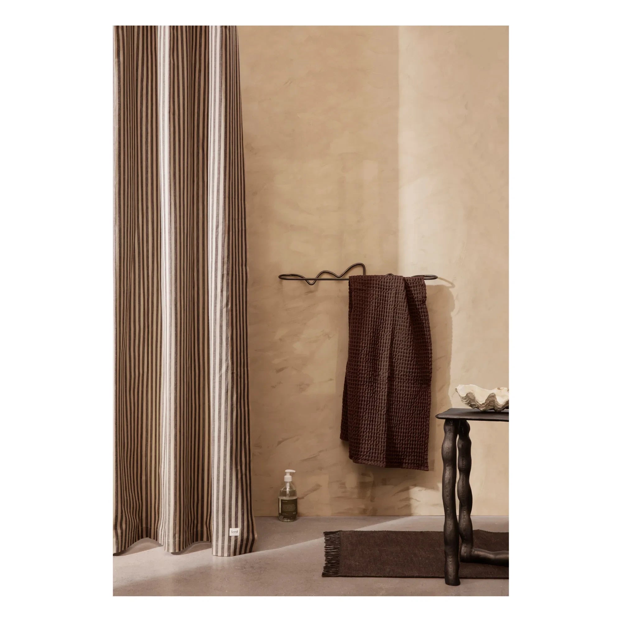 Ferm Living - Cortina de ducha de chambray negra
