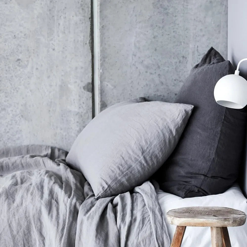 Aplique de pared "Ball" de Frandsen, Benny Frandsen | Blanco