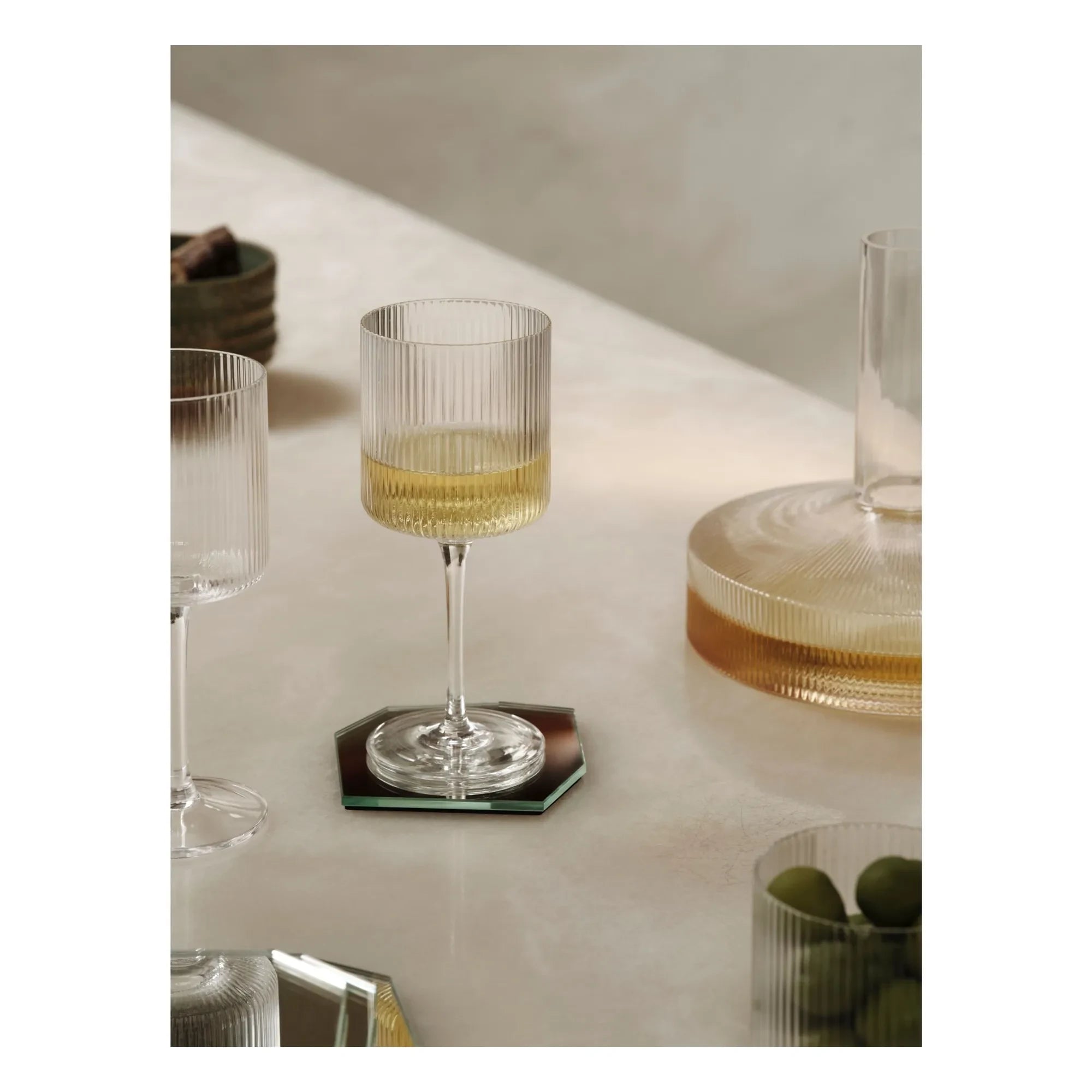 Ferm Living - Copas de vino blanco Ripple - Juego de 2