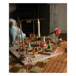 Doing Goods - Frida Bambú Reciclado Soporte para Joyas | Marrón dorado