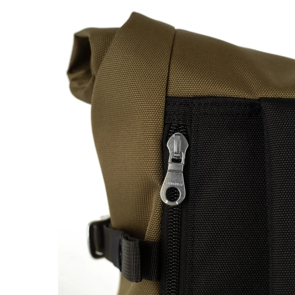 Sandqvist - Mochila Icon Rolltop 14 | Caqui