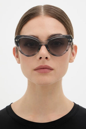 Gafas de sol de ojo de gato Furla para mujer
