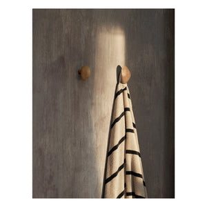 Ferm Living - Cairn - Perchero de pared de madera - Juego de 2 | Roble claro