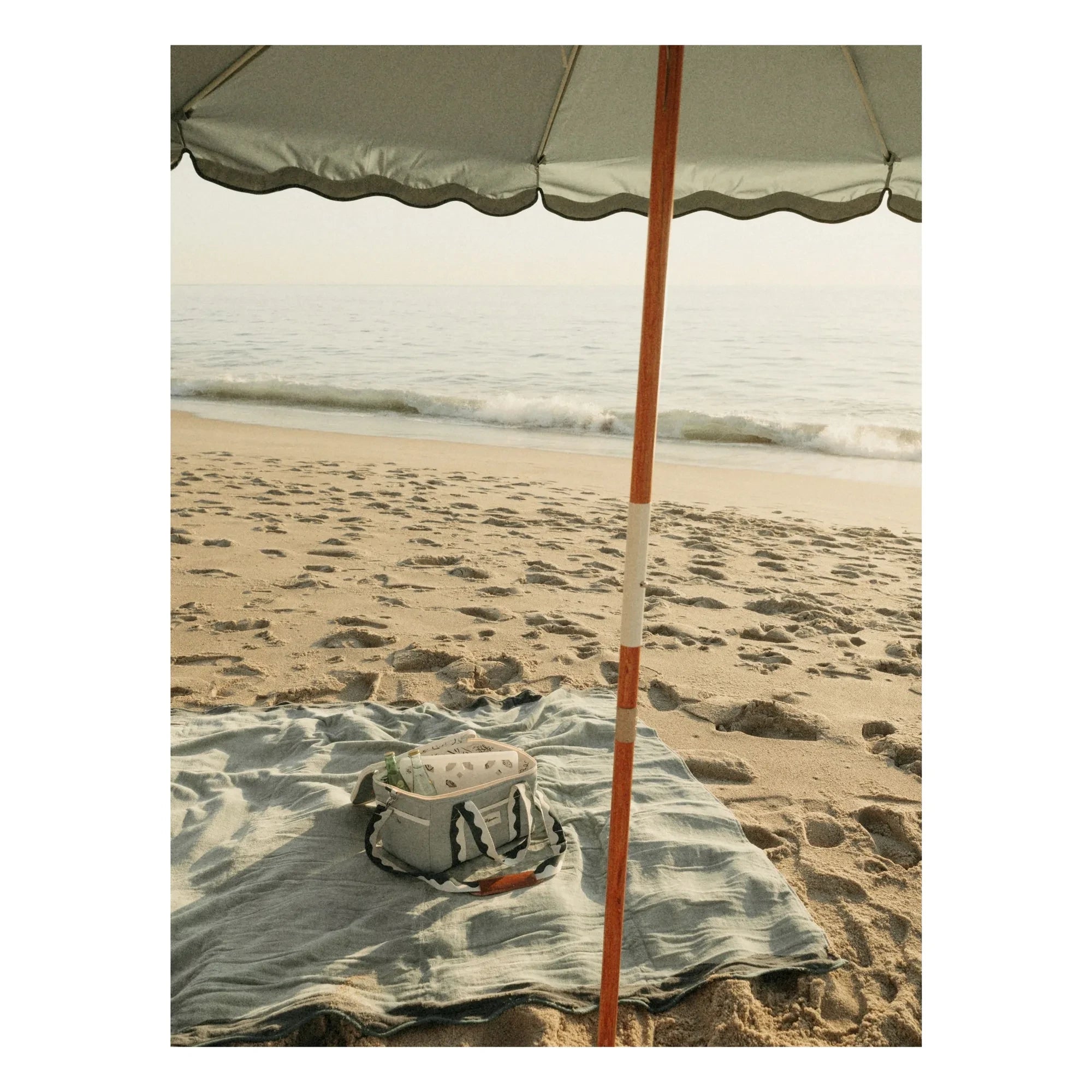Business & Pleasure Co. - Nevera premium | Azul claro