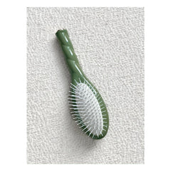 La Bonne Brosse - La Petite Brosse L'intense N°07 - Desenredante y estimulante | Verde almendra