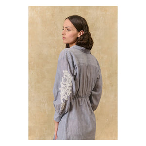 Louise Misha - Vestido de rayas Berenjere de algodón orgánico | Azul