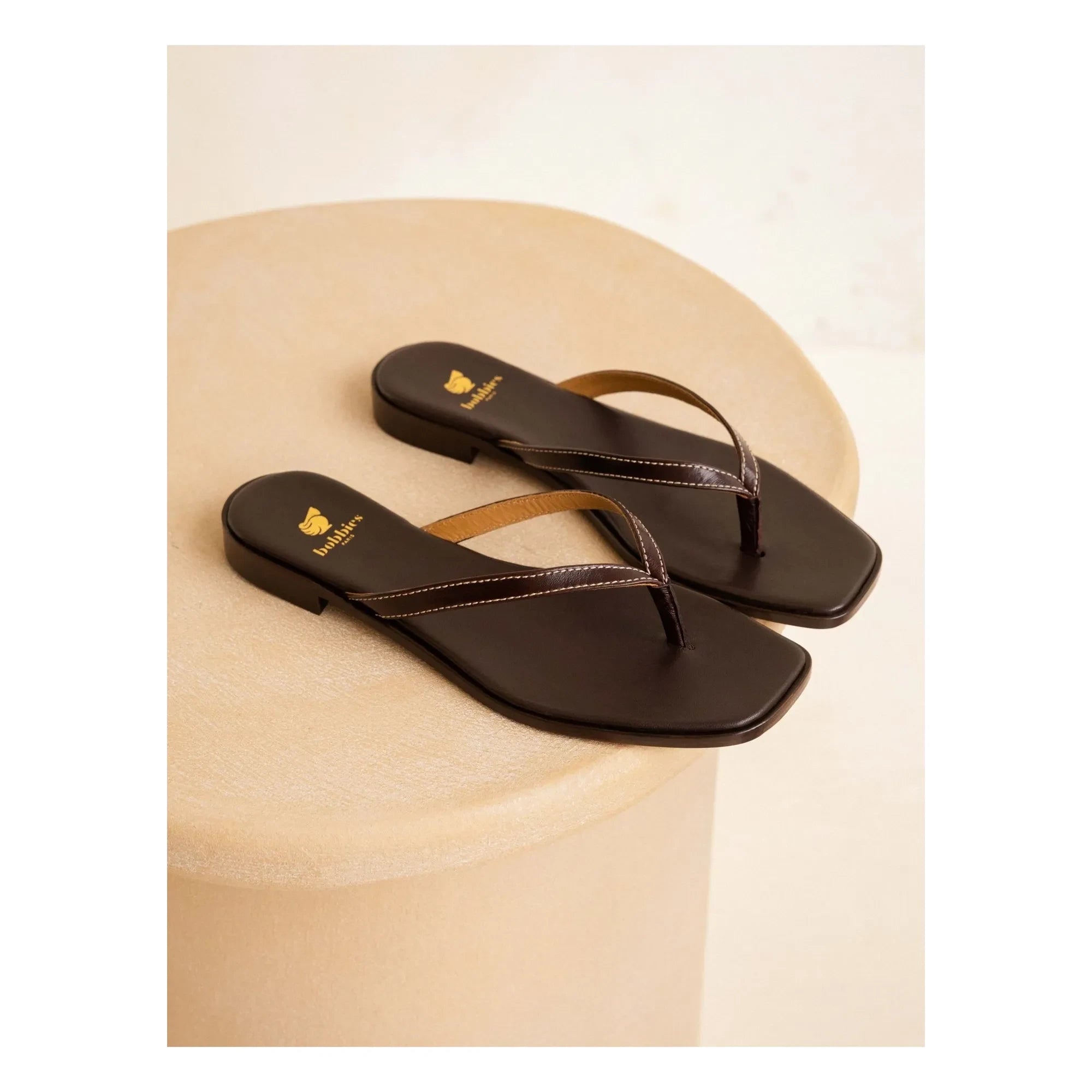 Bobbies - Sandalias de cuero lisas | Marrón