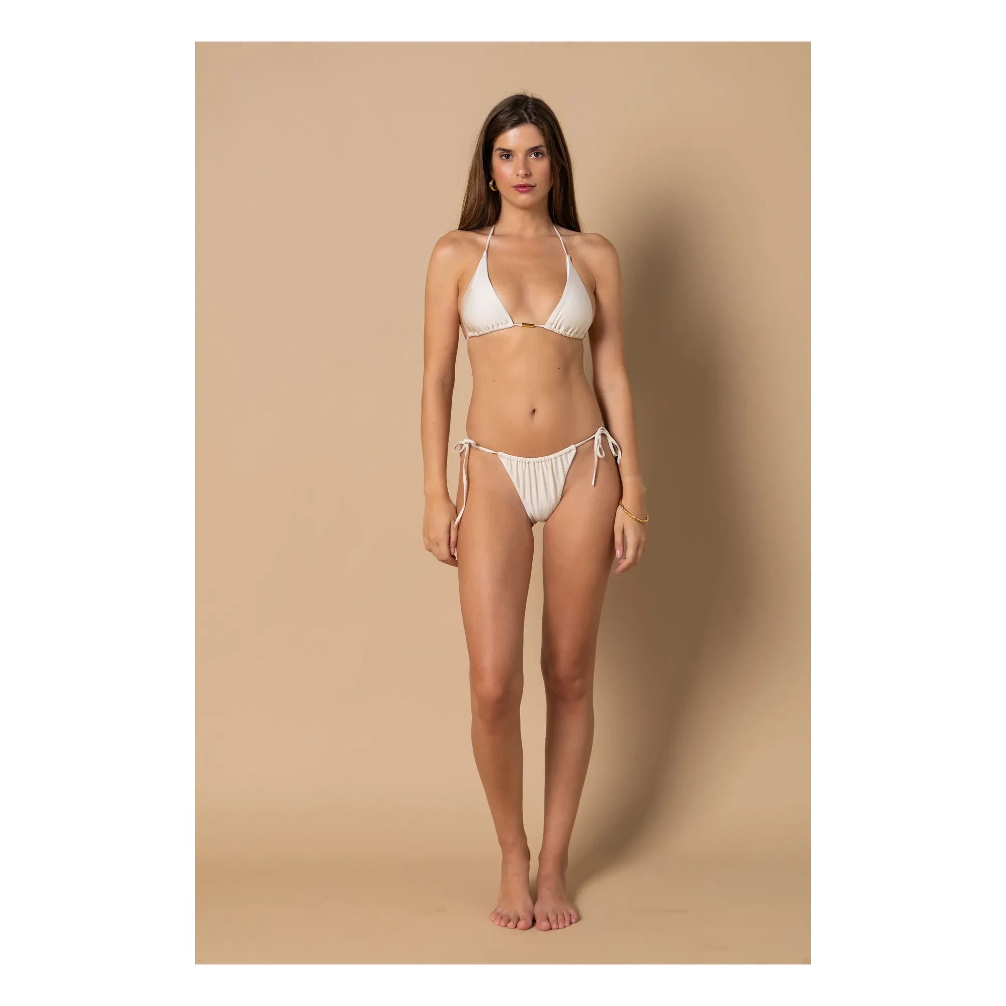 Alma Deia - Parte superior de bikini de triángulo Jenny | Blanco crudo