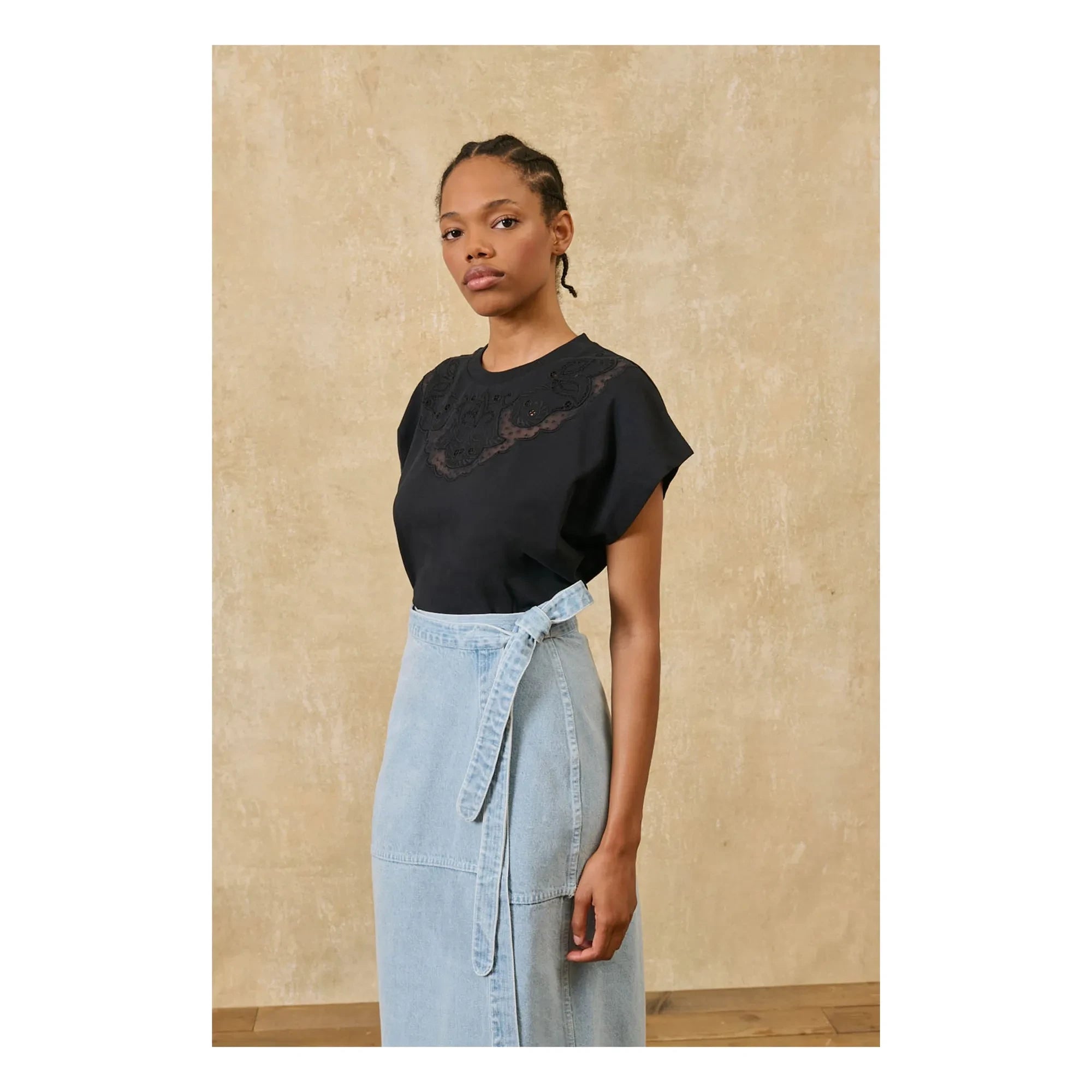 Louise Misha - Camiseta de Algodón Astralys | Negro