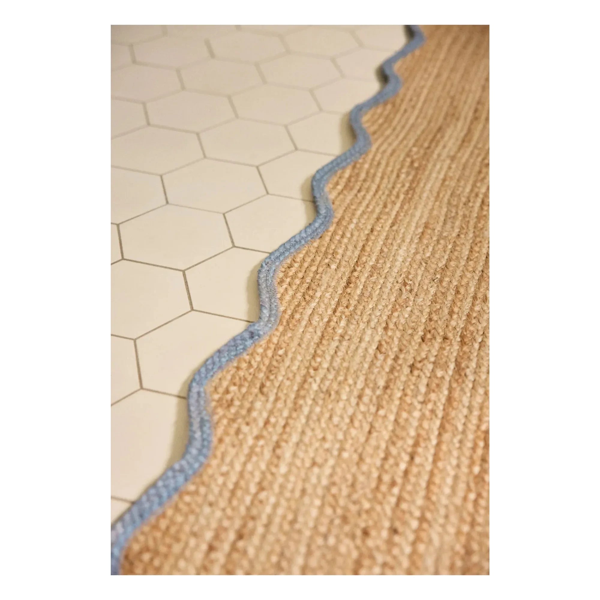 Capas - Alfombra de pasillo de yute con vieiras | Azul