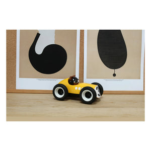 Playforever - Coche Egg Karlos | Amarillo