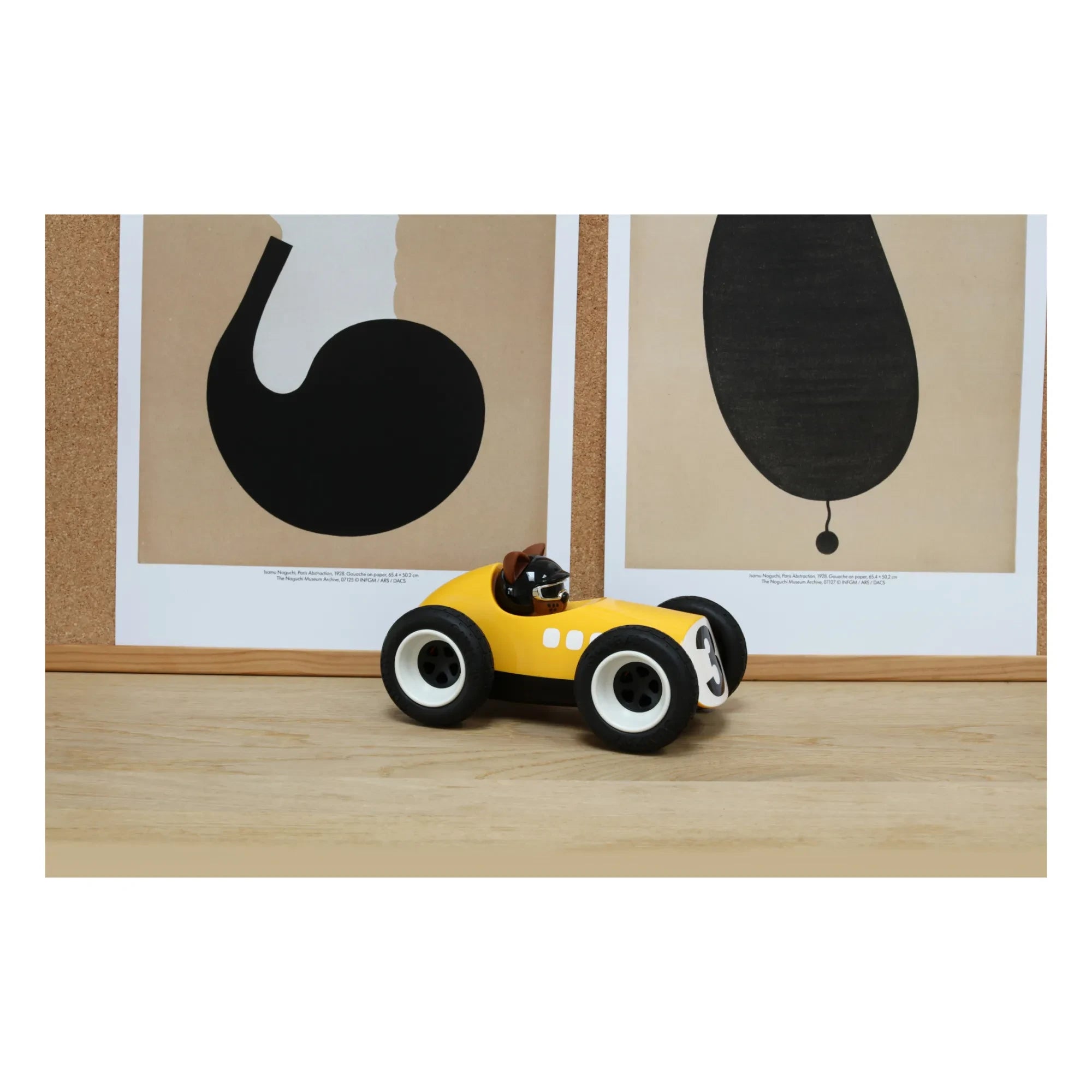 Playforever - Coche Egg Karlos | Amarillo