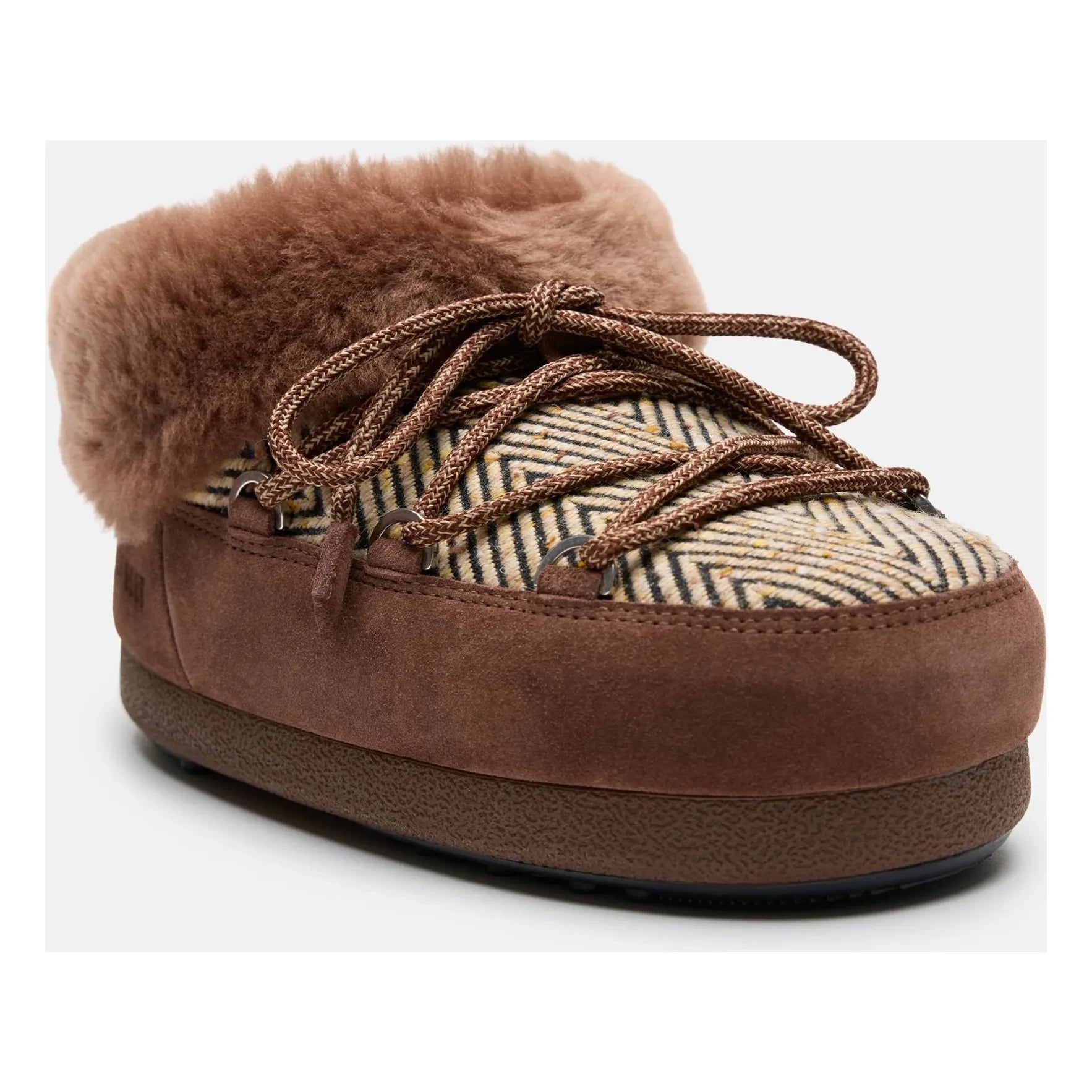 Moon Boot - Zapatillas Chalet MB x Guest in Residence | Chocolate