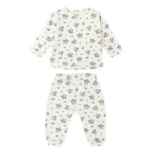 Rylee + Cru - Conjunto de camiseta y pantalón con estampado floral | Crudo