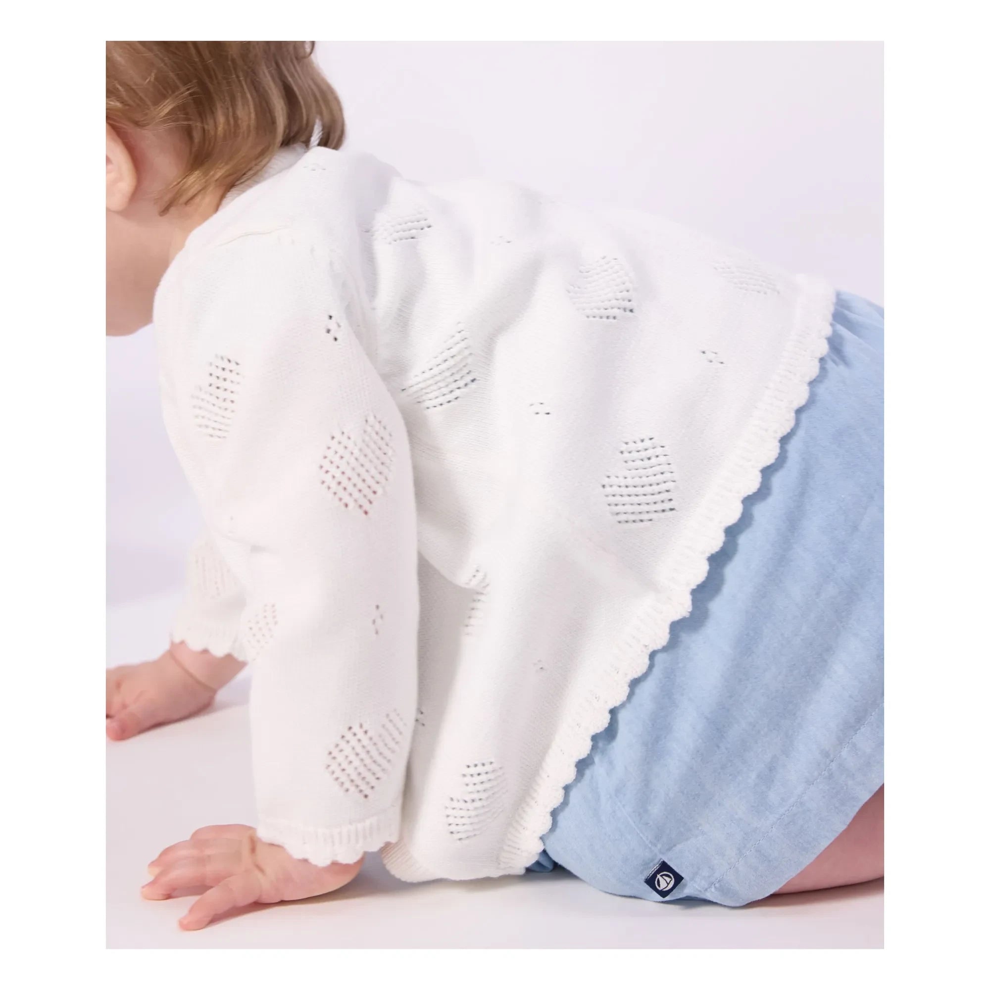 Petit Bateau - Cárdigan calado de algodón orgánico con corazones | Blanco