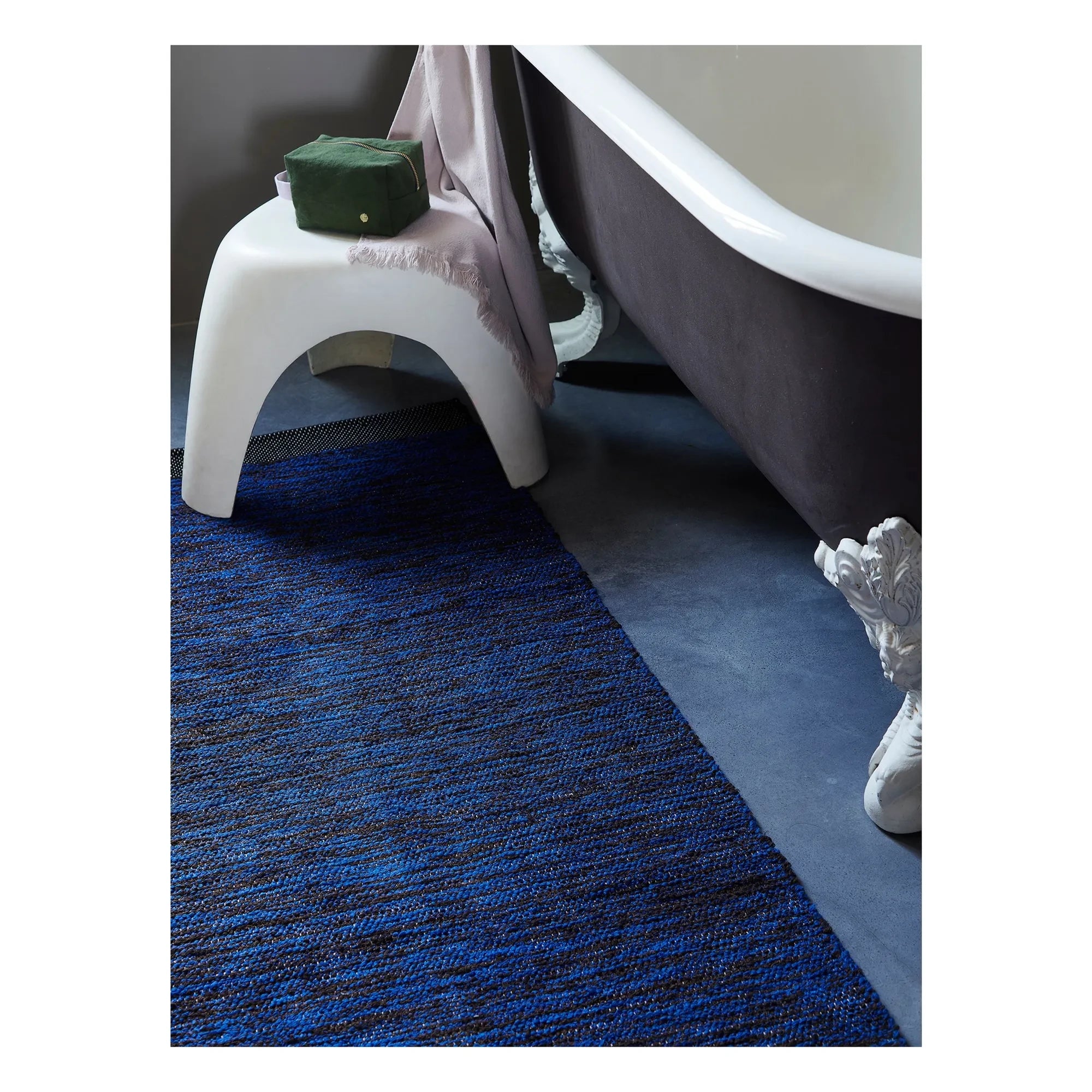La cerise sur le gâteau - Alfombra de fieltro de algodón reciclado | Azul