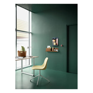 Muuto - Lámpara de pared Post | Negro