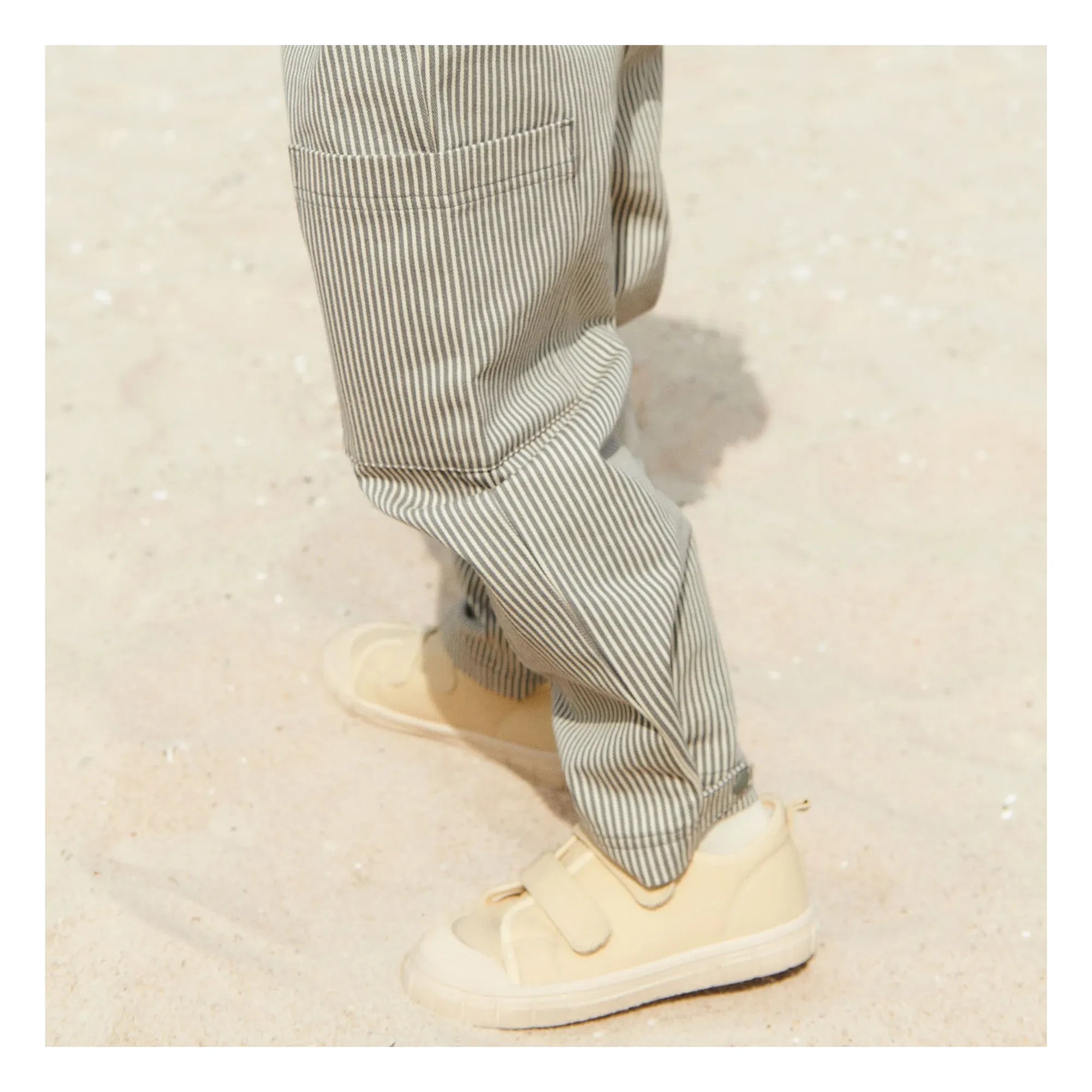 Trigo - Pantalones de Algodón Orgánico a Rayas Kalloa | Gris