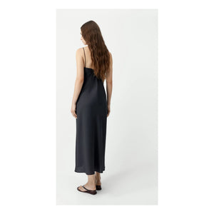 Cordera - Vestido cuello corazón | Negro