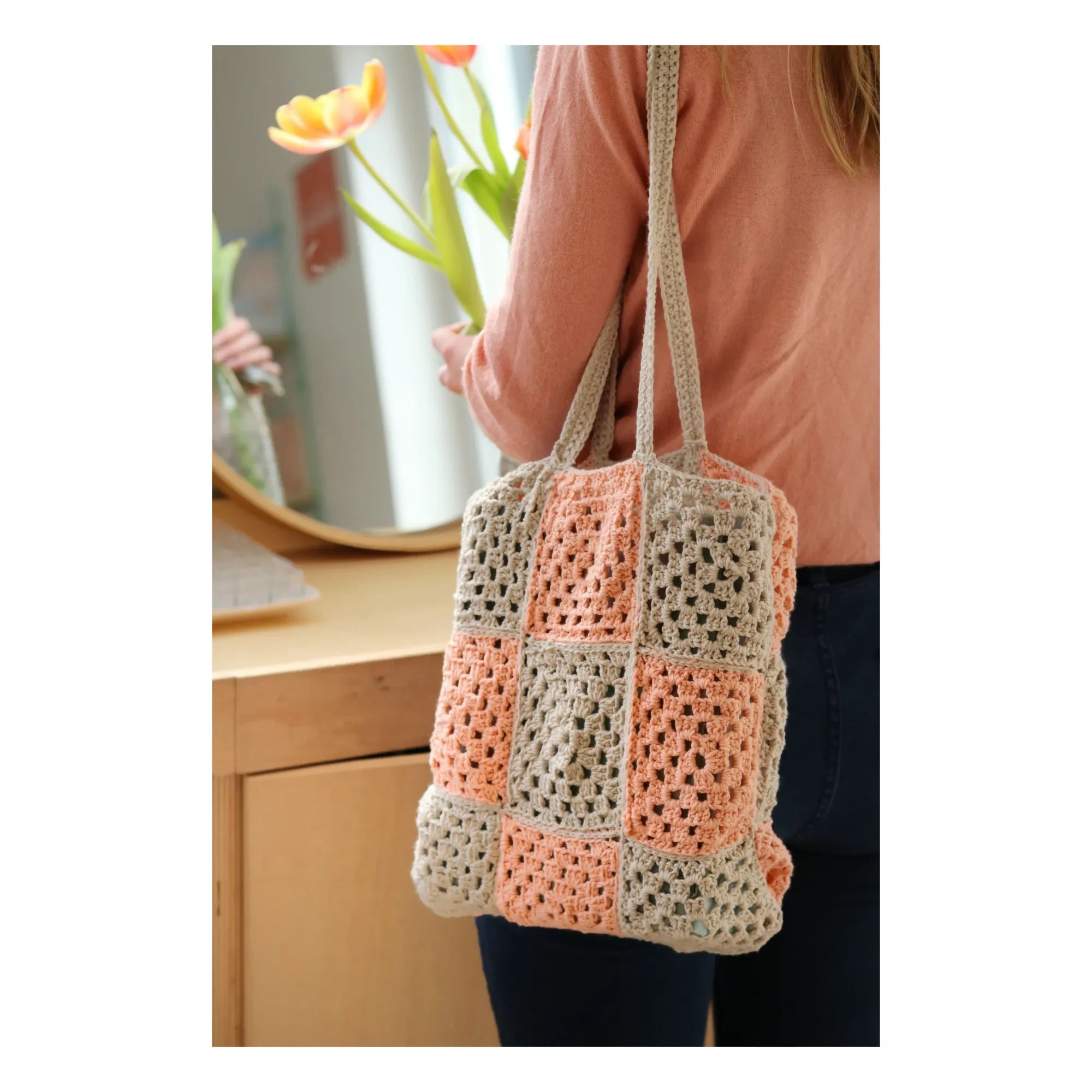 La Petite Épicerie - Bolso de ganchillo Cuadros de la abuela | Melocotón