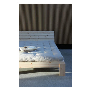 Karup Design - Cama de madera con cabecero "Layers"
