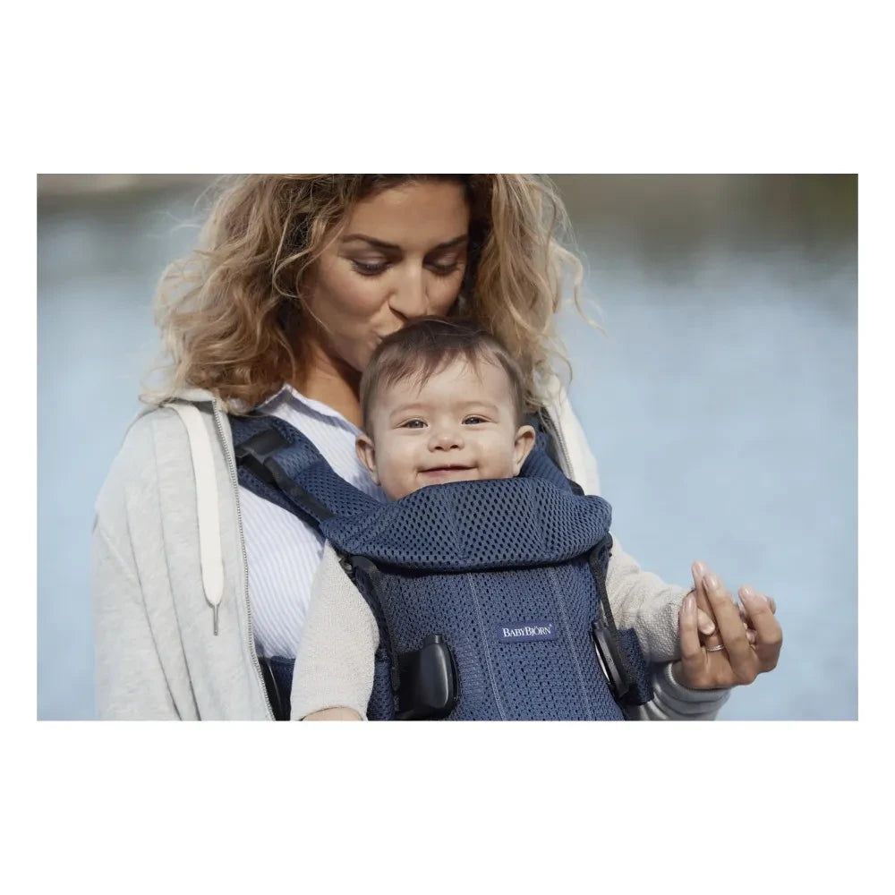 BabyBjörn - Mochila Portabebés One Air Mesh | Azul Marino