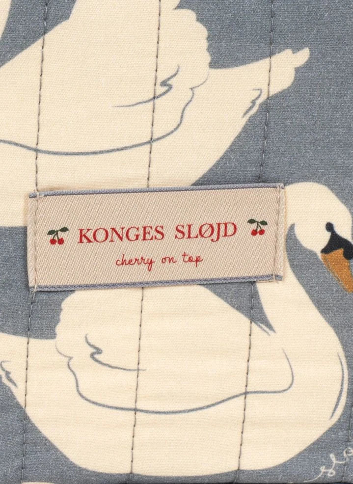 Konges Sløjd - Cuna de viaje Swan para muñecas
