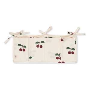 Konges Sløjd - Bolsillo de cuna acolchado cereza | Rojo cereza