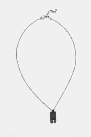 Collar icónico de Maserati