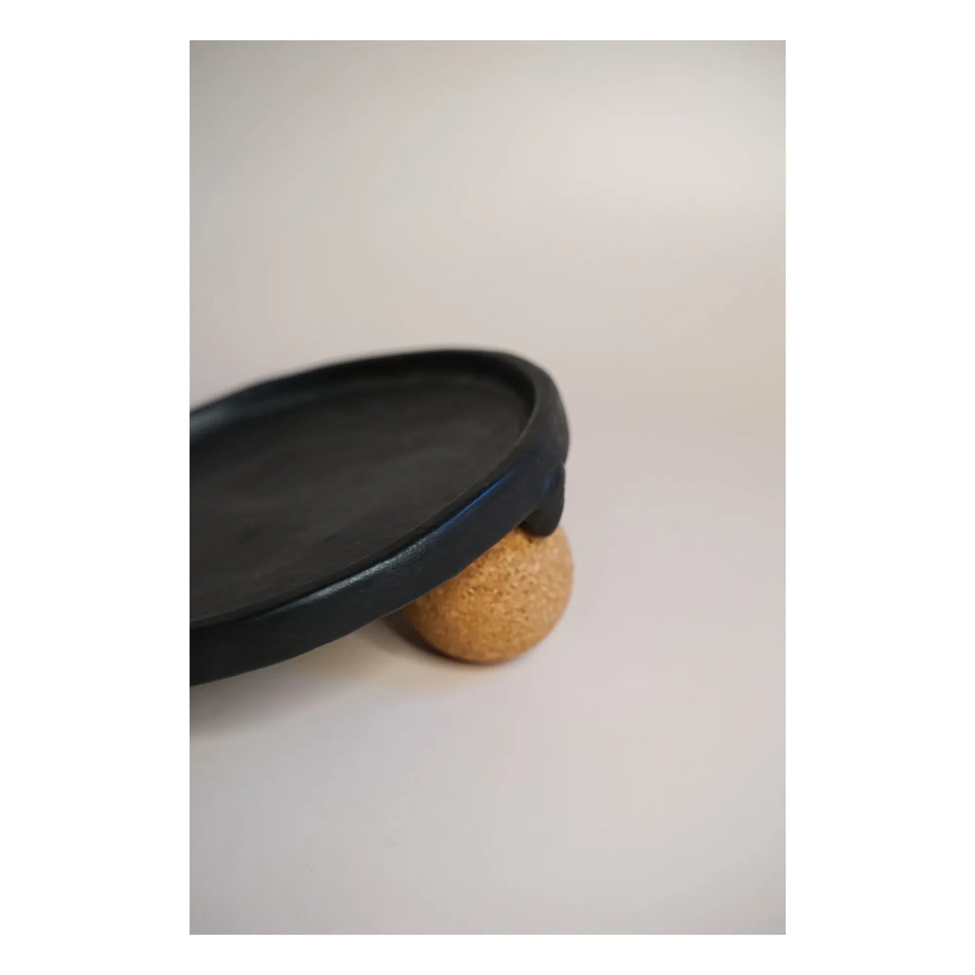 Woodmata - Plato de loza de terracota | Negro