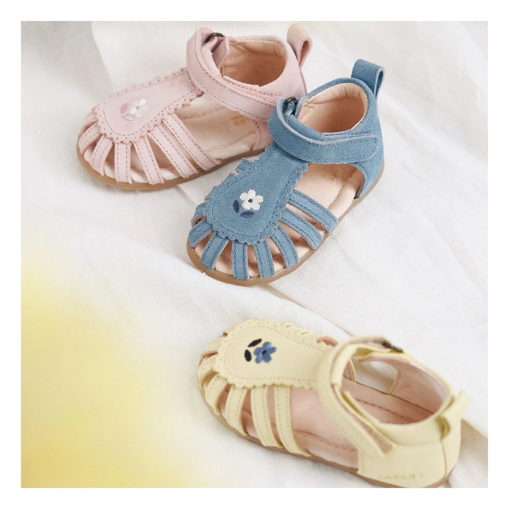 Lazare - Sandalias bordadas de ante Colette Fleur | Azul denim
