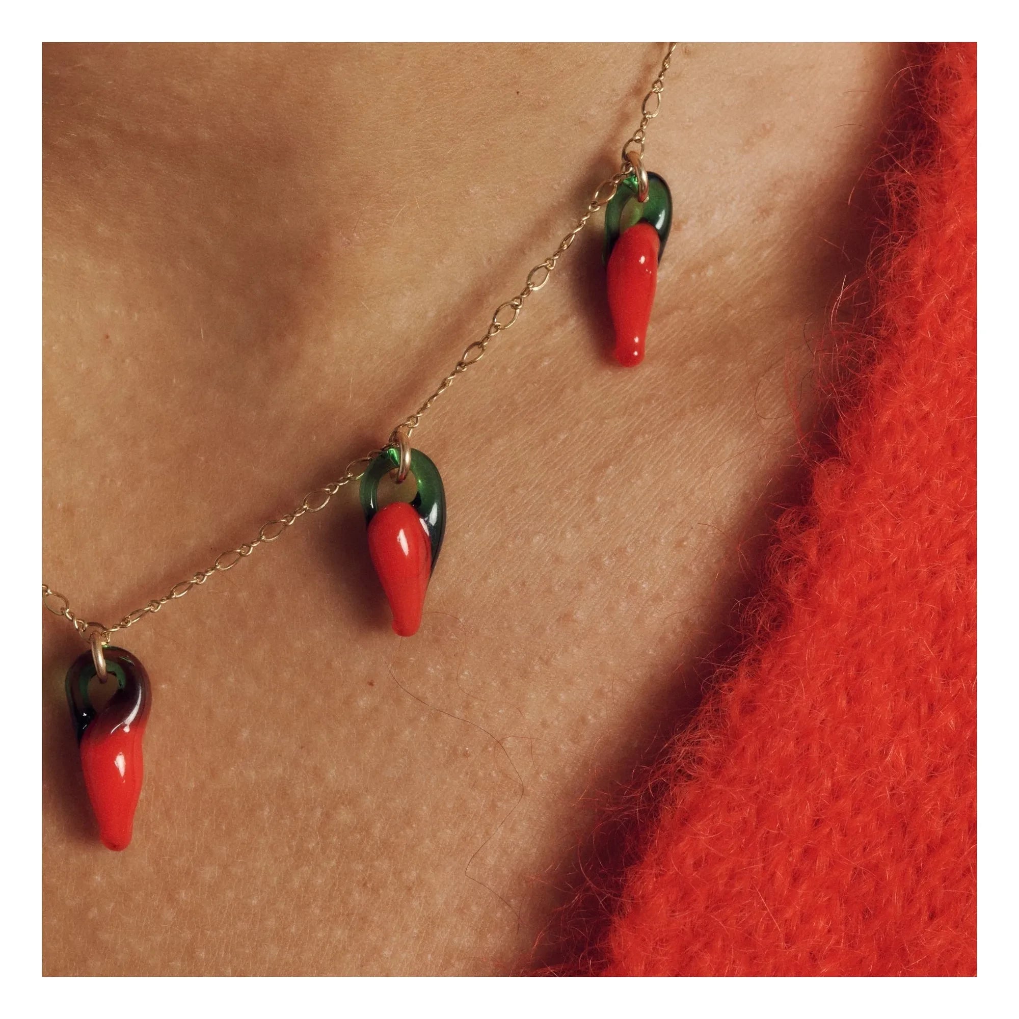 Camille Colette Studio - Collar de chile rojo