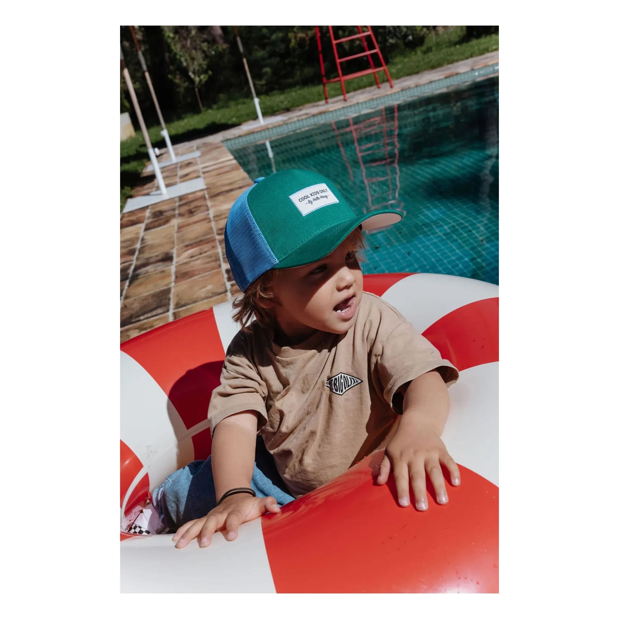 Hola Hossy - Gorra trucker de algodón orgánico con visera curva Mini Flat | Verde