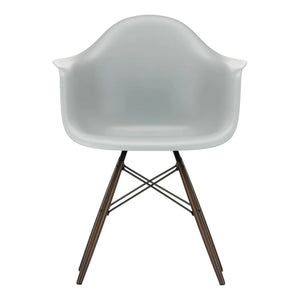 Vitra - Silla DAW - base de arce - Charles & Ray Eames | Gris claro