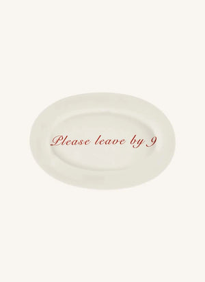 Anna + Nina - Plato de servicio Please leave by 9 | Rojo
