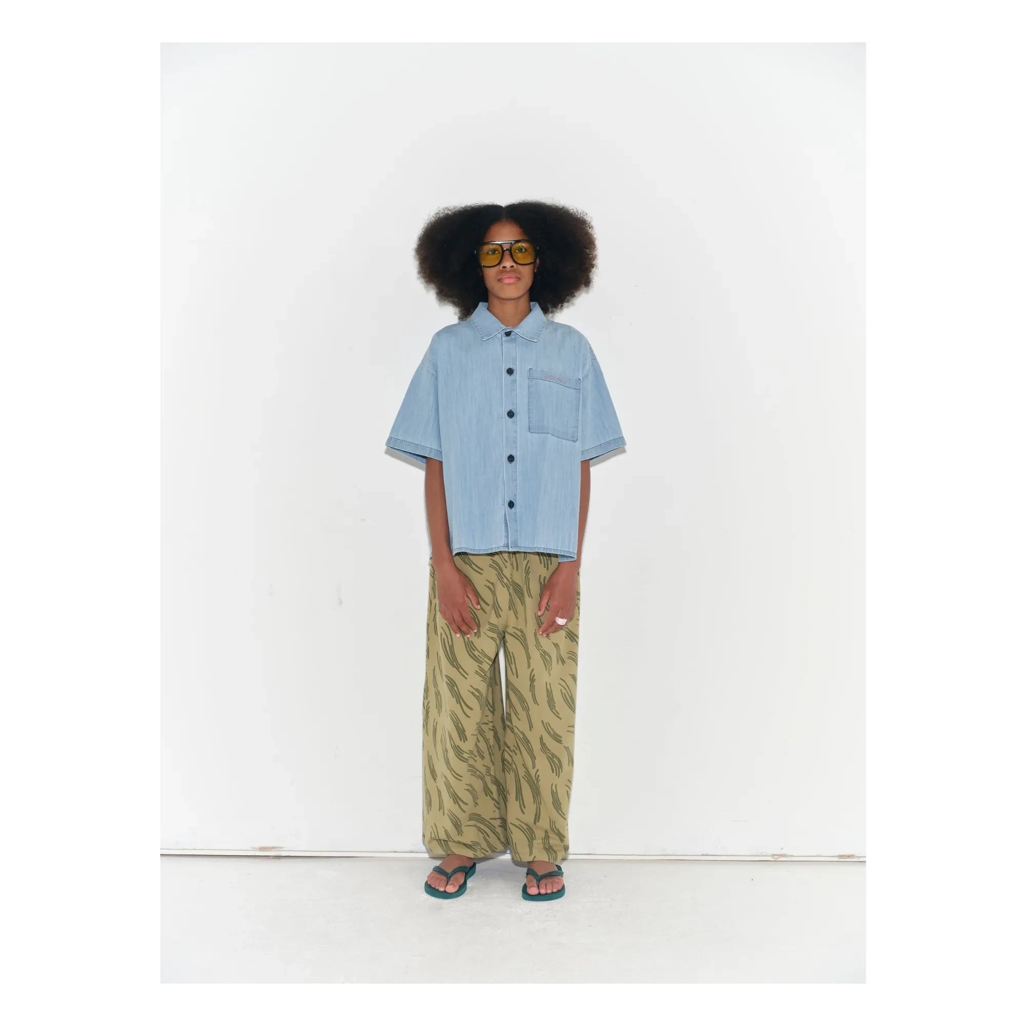 Main Story - Camisa de denim de algodón orgánico Oversize | Azul Claro