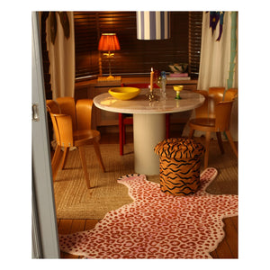 Puf bordado "Maya" de Doing Goods | Camello