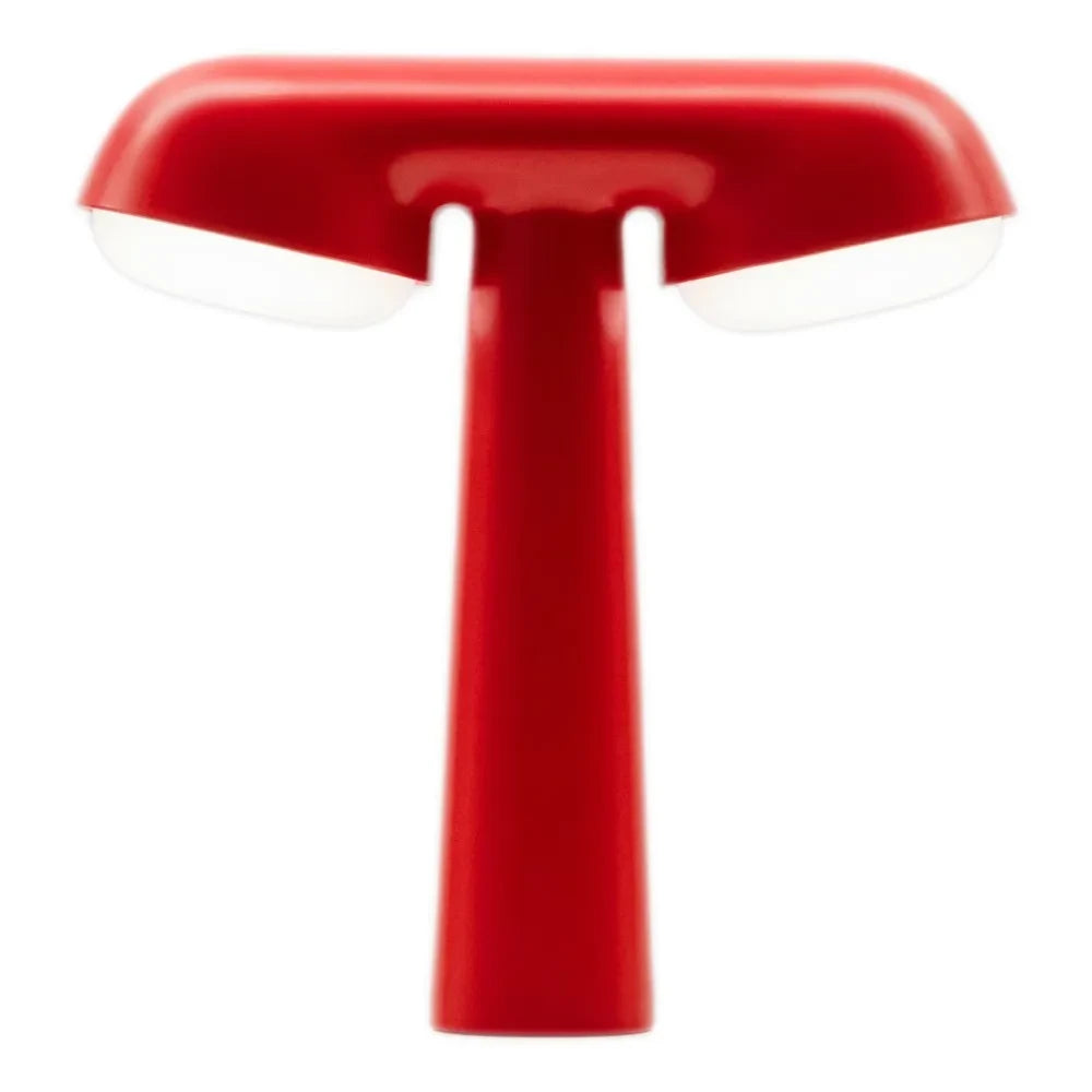Moustache - TGV Lampa, Moustache x SNCF, Ionna Vautrin | Rojo