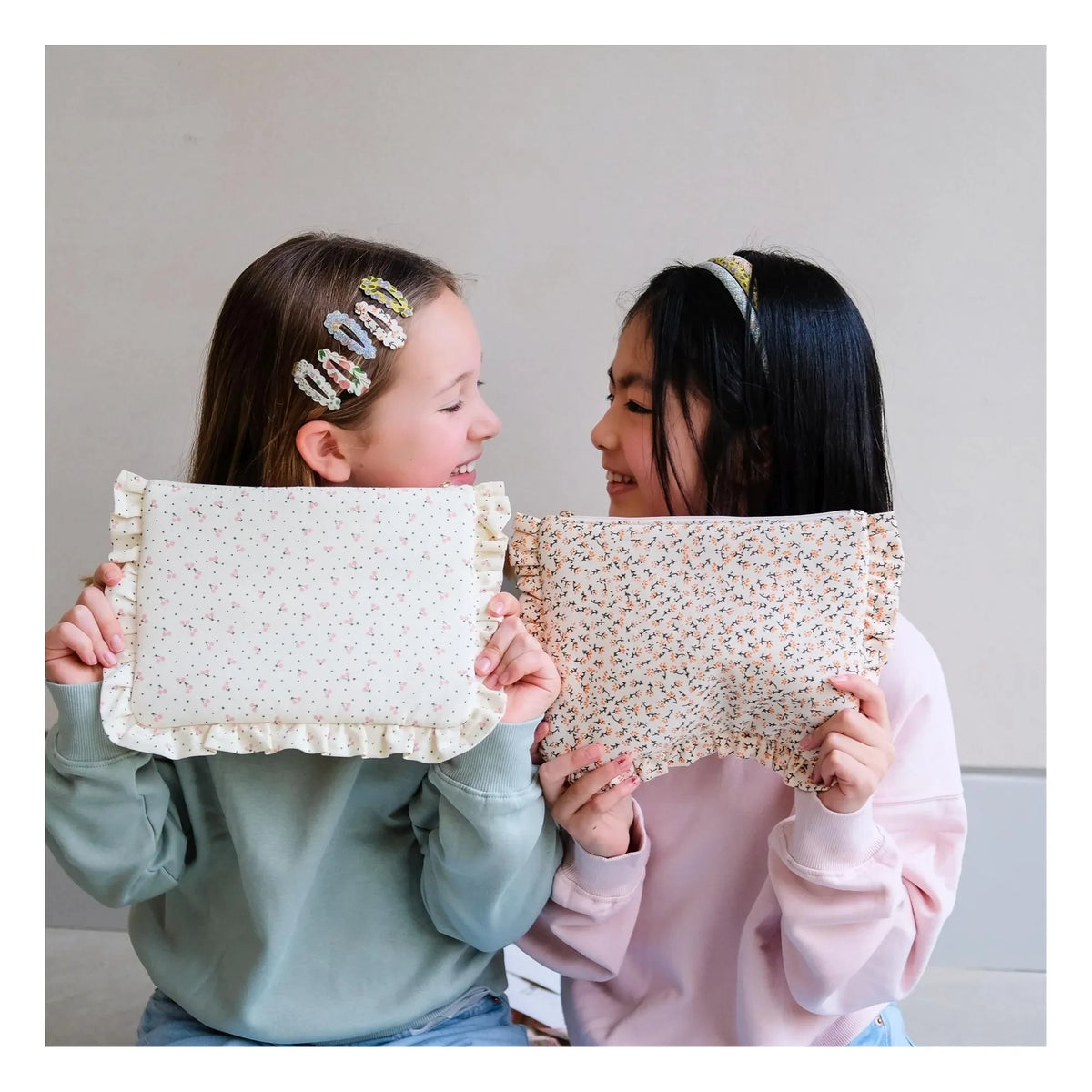 Mimi & Lula - Set de 5 horquillas con flores de primavera | Crudo
