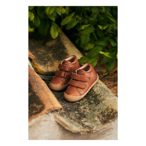 Petit Nord - Zapatillas Deportivas Diarias con Velcro | Coñac