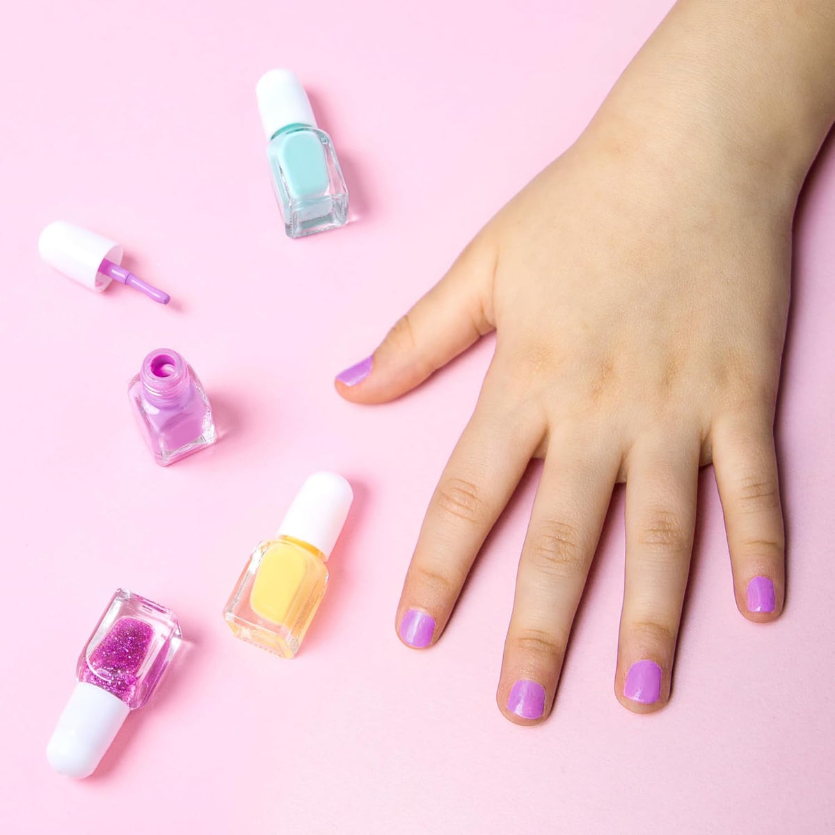 Dinossi - Set de 9 esmaltes de uñas y cuidado de uñas para niños