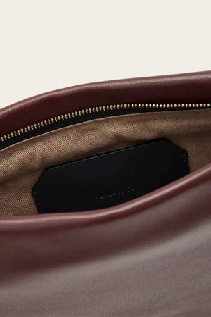 Clutch de piel BETTINA de AllSaints