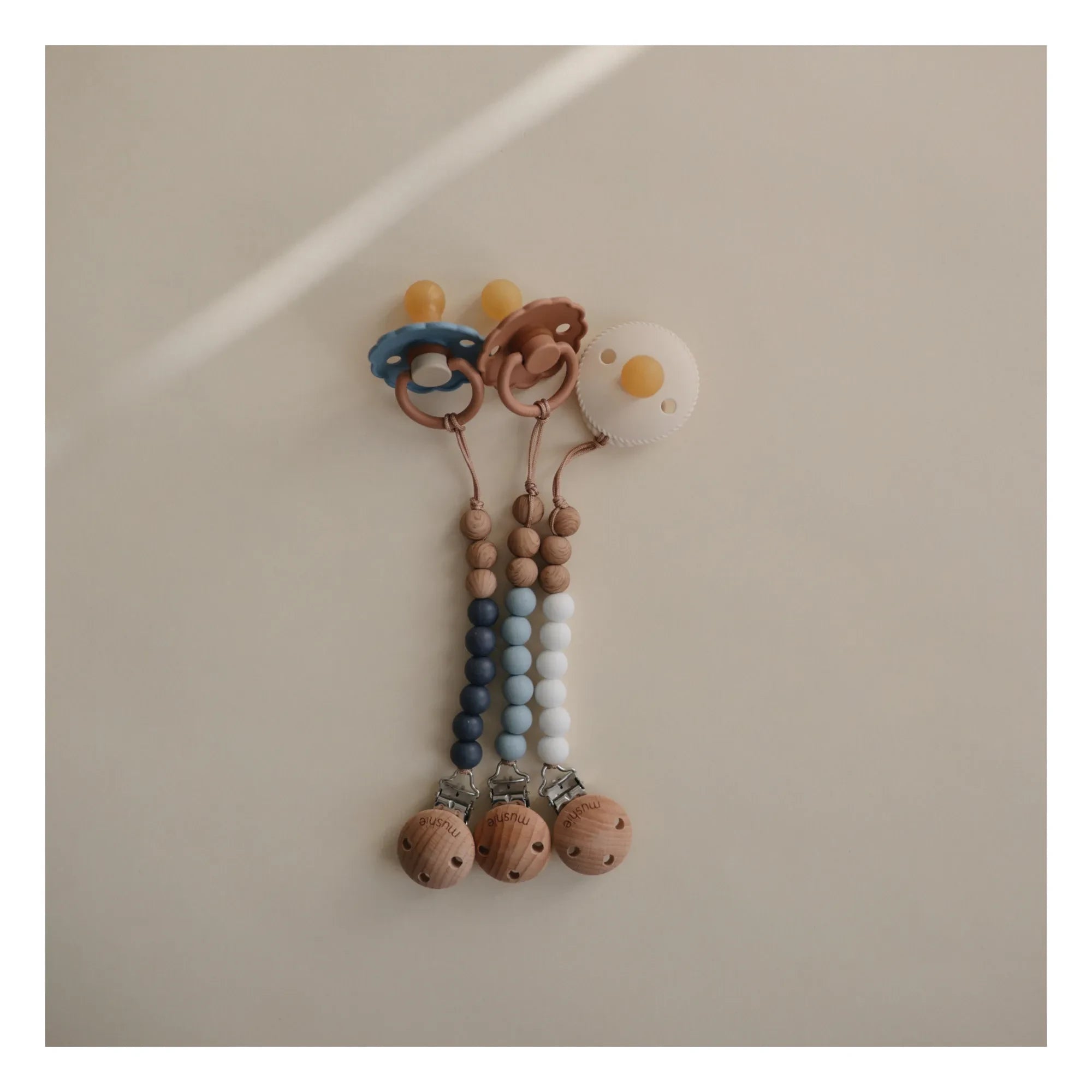Mushie - Eva Emzik Klipsi | Mavi