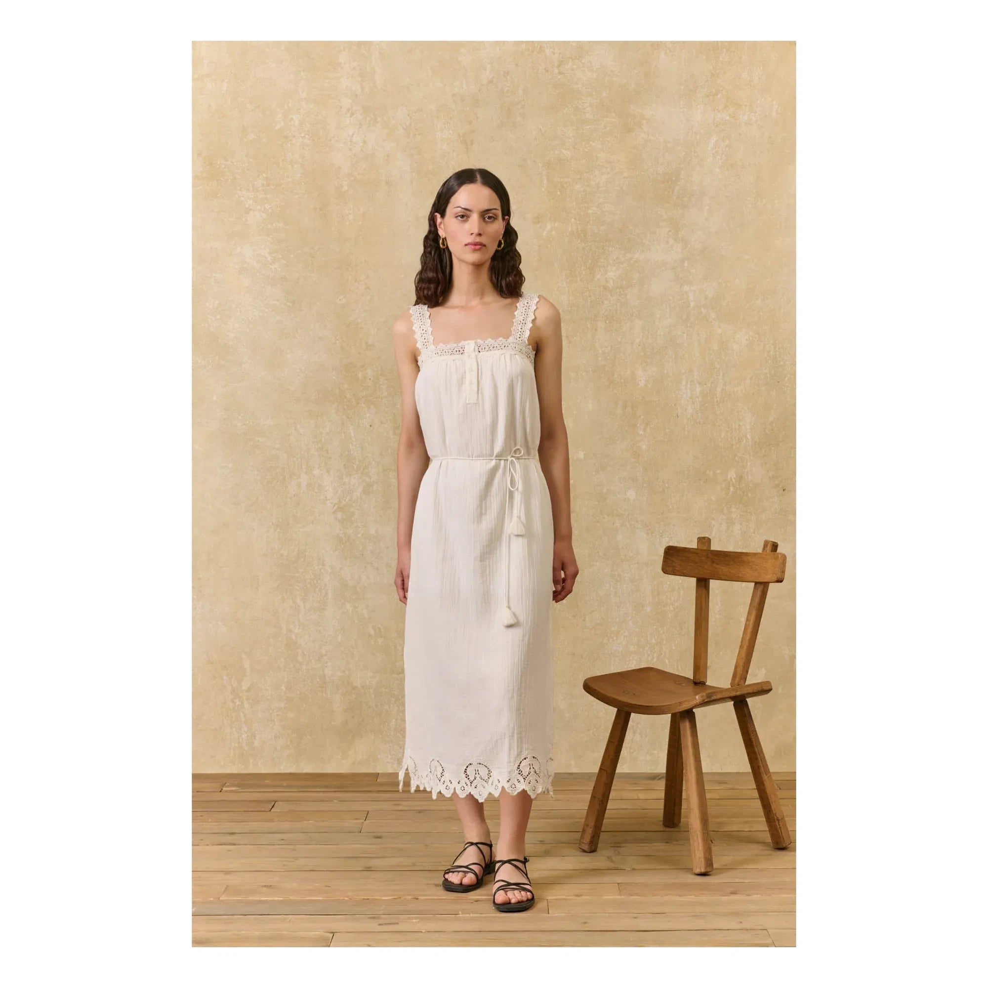 Louise Misha - Vestido de algodón orgánico Madera | Crudo