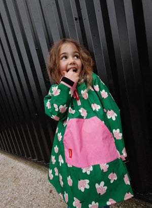 Hello Hossy - Capa de Lluvia con Estampado de Flores | Verde