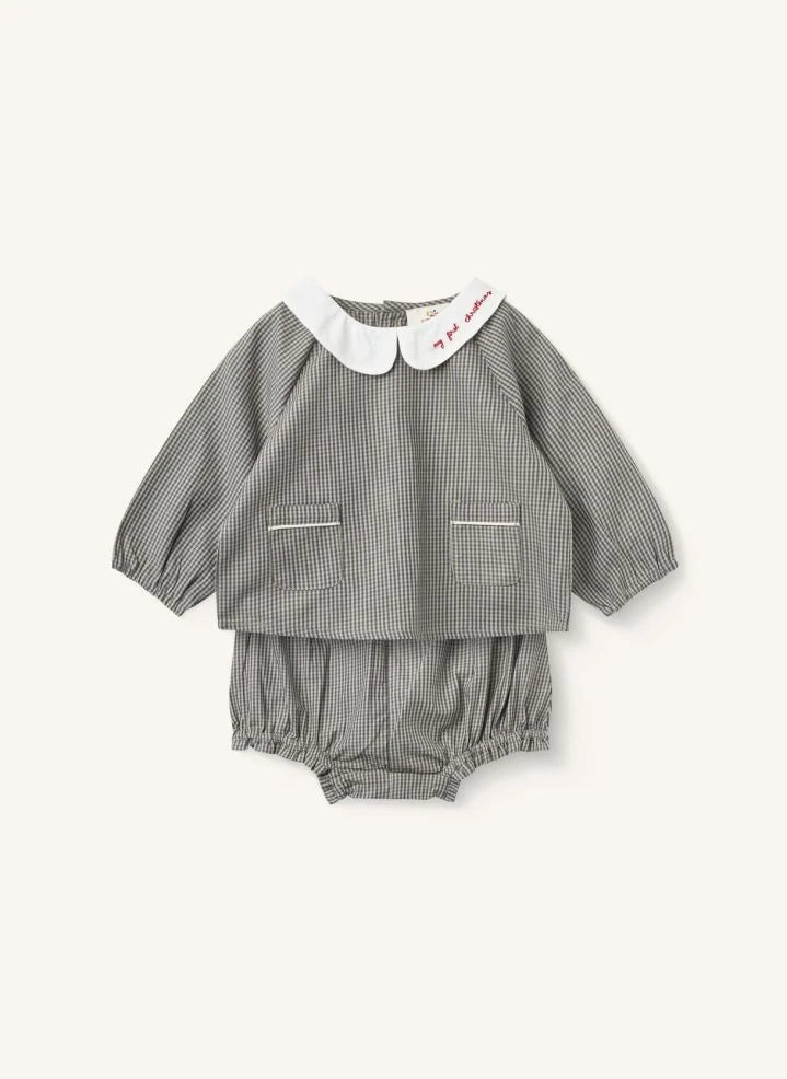 Copenhagen Colors - Conjunto de blusa bordada de algodón orgánico y shorts a cuadros | Gris