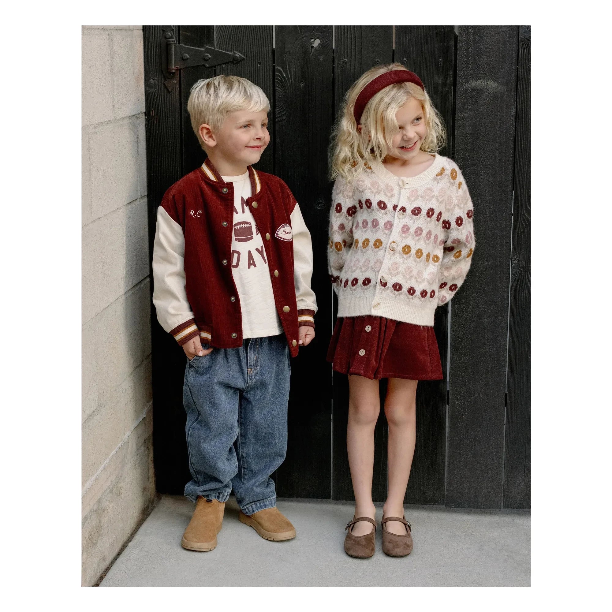 Rylee + Cru - Chaqueta Bomber de Terciopelo Varsity | Burdeos