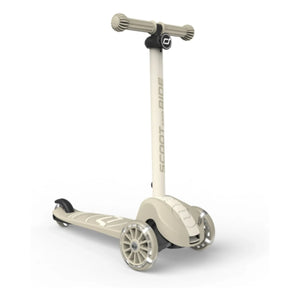 Scoot & Ride - Highwaykick 3S LED scooter | Clay