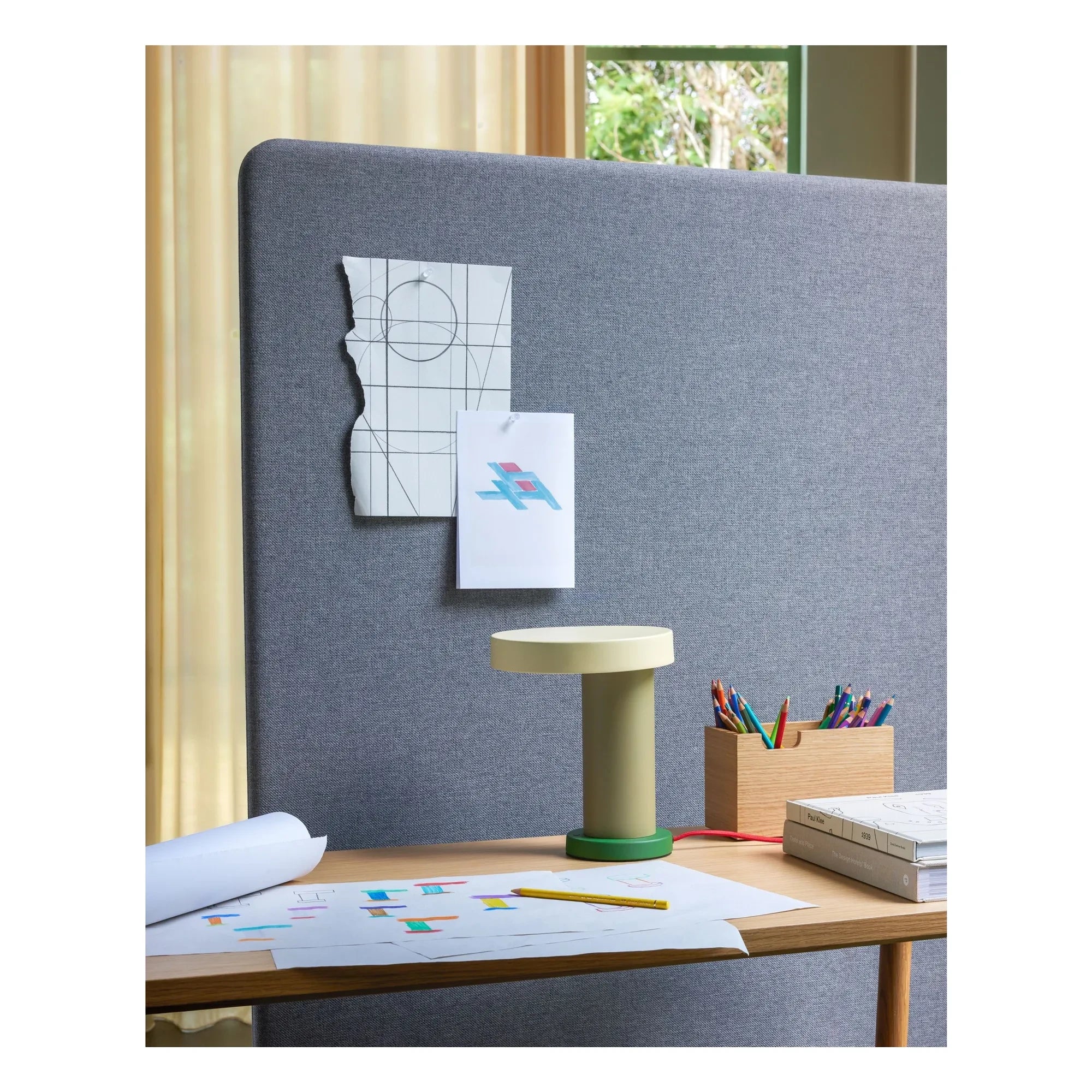 Hübsch - Lámpara de mesa Magic | Beige